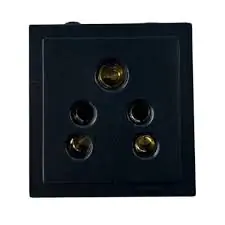 Roma 5 Pin Socket